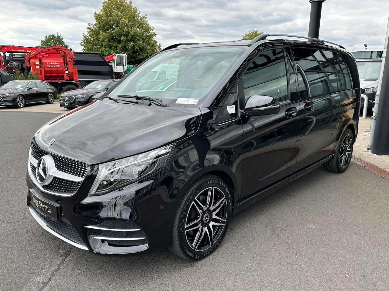 Mercedes-Benz V 250 d EDITION AMG Kompakt ILS elektr Türen - Pulmino: foto 3 Mercedes-Benz V 250 d EDITION AMG Kompakt ILS elektr Türen - Pulmino: foto 3