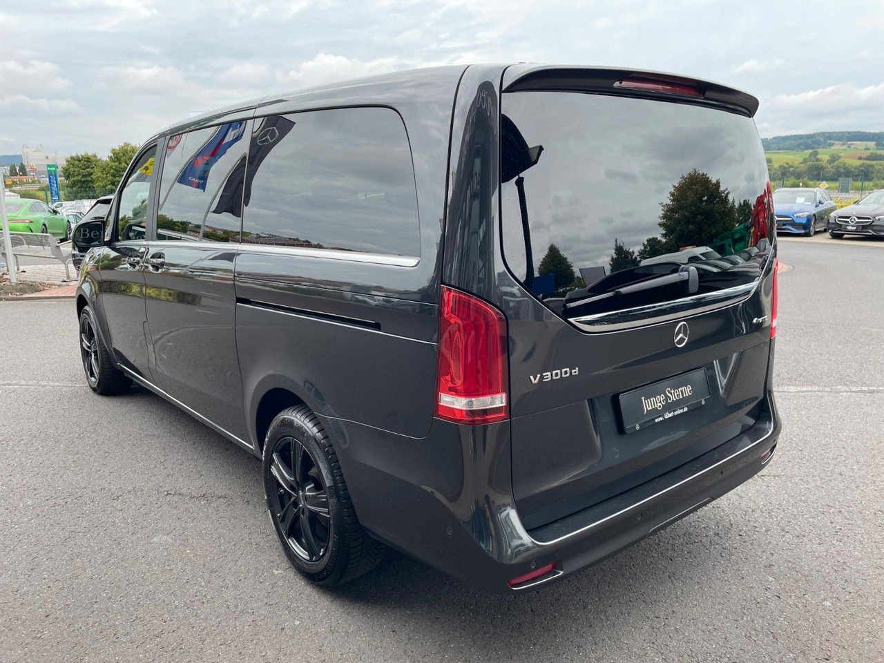 Mercedes-Benz V 300 d AVA ED 4MATIC Sitzklima Burmester 6Sitze - Station wagon: foto 3 Mercedes-Benz V 300 d AVA ED 4MATIC Sitzklima Burmester 6Sitze - Station wagon: foto 3