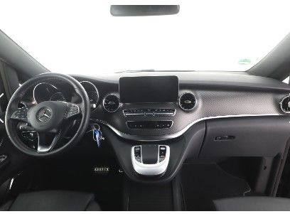 Mercedes-Benz V 300 d AVA ED AMG AIRMATIC Tisch AHK2,5to Stdh - Autovettura: foto 4 Mercedes-Benz V 300 d AVA ED AMG AIRMATIC Tisch AHK2,5to Stdh - Autovettura: foto 4