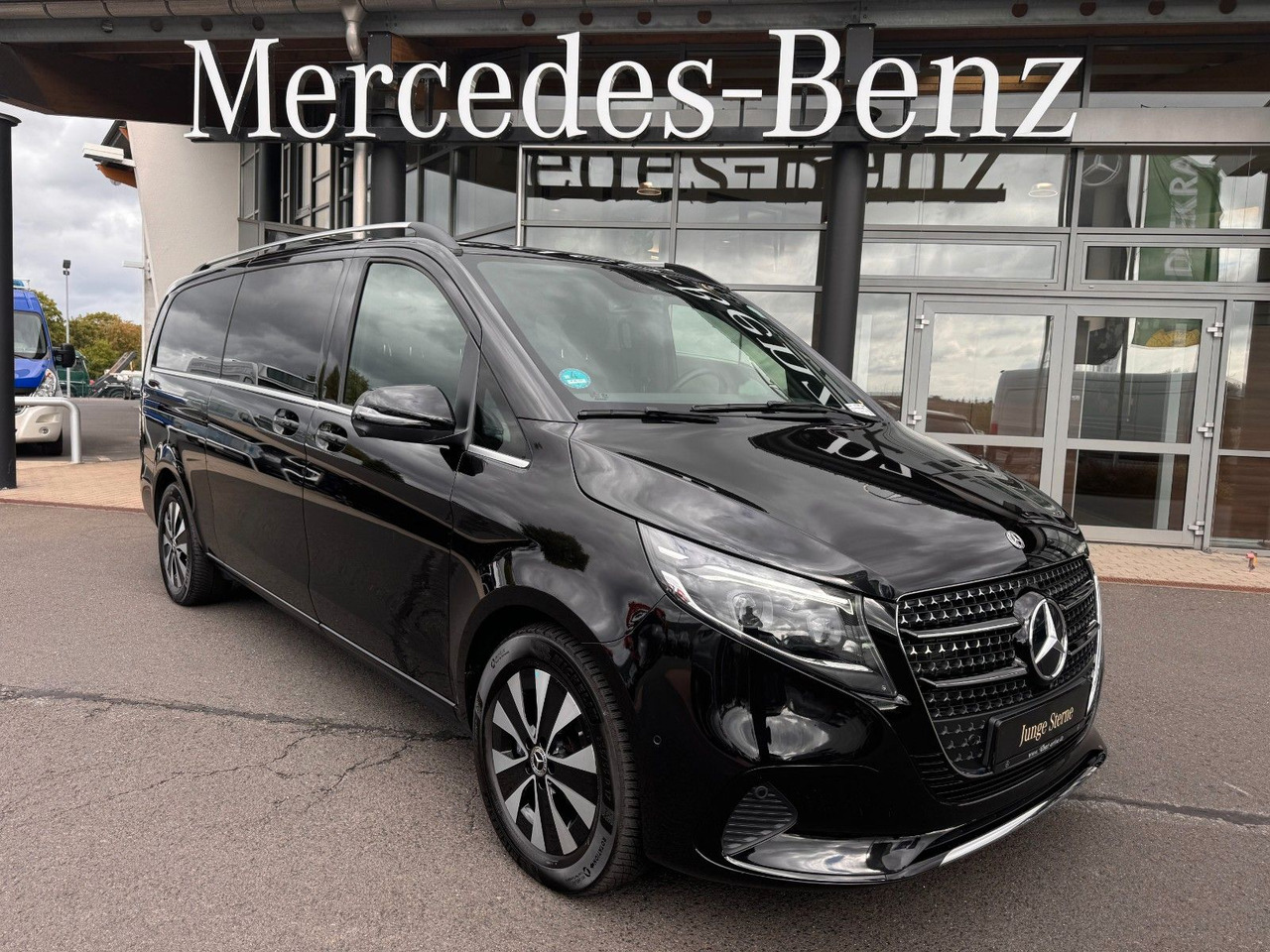 Mercedes-Benz V 300 d AVANTGARDE Extralang 360Kamera Standheiz - Station wagon: foto 1 Mercedes-Benz V 300 d AVANTGARDE Extralang 360Kamera Standheiz - Station wagon: foto 1