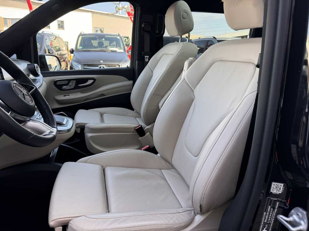 Minibus, Pulmino Mercedes-Benz V 300 d EXCLUSIVE 4MATIC Panorama AHK2,5 Stdheiz: foto 10