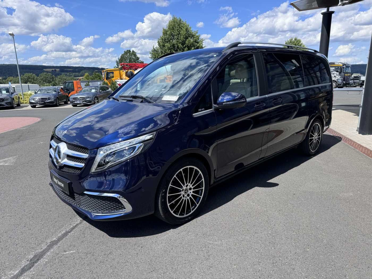 Mercedes-Benz V 300 d EXCLUSIVE EDITION DISTONIC Stdh Panorama - Autovettura: foto 3 Mercedes-Benz V 300 d EXCLUSIVE EDITION DISTONIC Stdh Panorama - Autovettura: foto 3