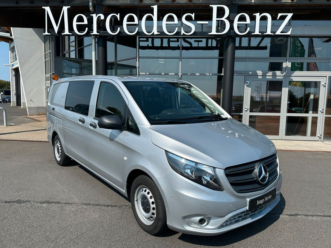Mercedes-Benz Vito 114 CDI Mixto Regal AHK Klima PARKTRONIC - Pulmino: foto 1 Mercedes-Benz Vito 114 CDI Mixto Regal AHK Klima PARKTRONIC - Pulmino: foto 1
