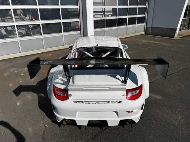 Autovettura Porsche 997 GT2 RSR Rennwagen: foto 14