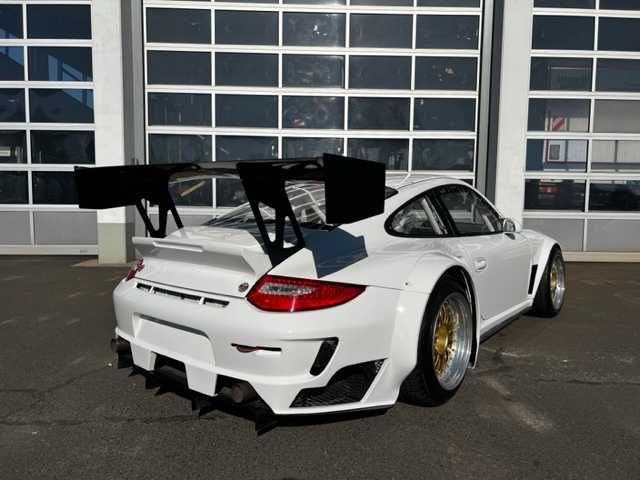 Autovettura Porsche 997 GT2 RSR Rennwagen: foto 13