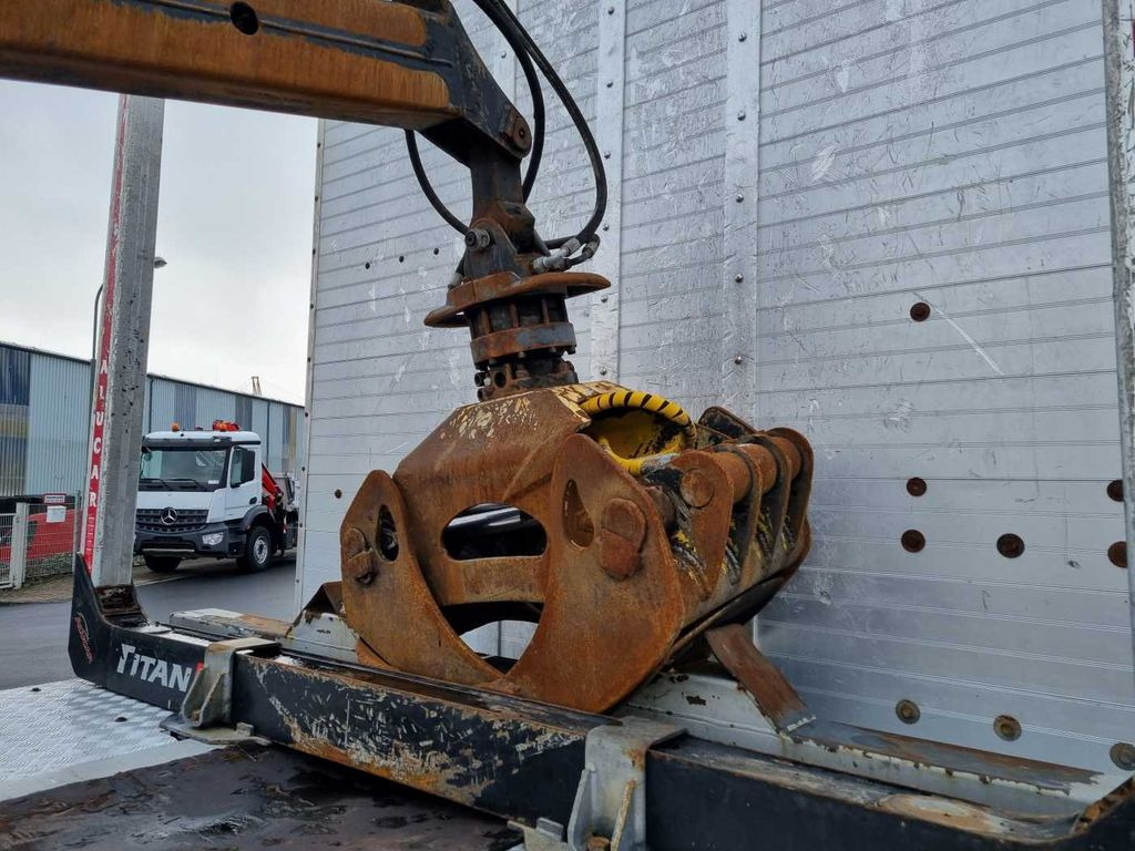 Camion trasporto legname, Camion con gru Renault Kerax 460.35 DXI 6x6 Loglift 96 S blatt/blatt Renault Kerax 460.35 DXI 6x6 Loglift 96 S blatt/blatt: foto 10 Camion trasporto legname, Camion con gru Renault Kerax 460.35 DXI 6x6 Loglift 96 S blatt/blatt Renault Kerax 460.35 DXI 6x6 Loglift 96 S blatt/blatt: foto 10