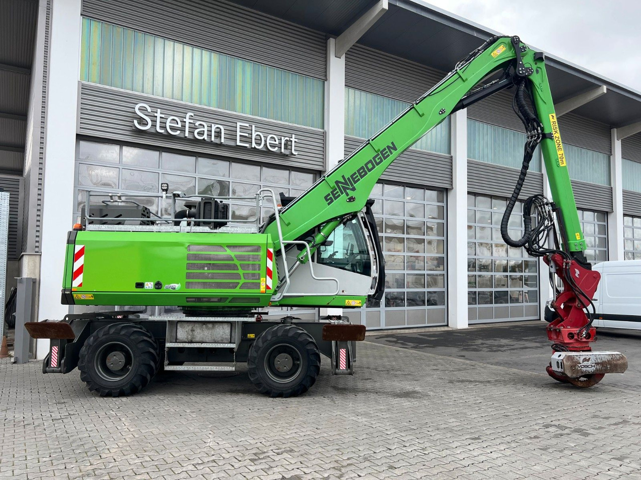 Sennebogen 718 / inkl. Vosch Fällzange / nur 1.965h! - Escavatore gommato: foto 1 Sennebogen 718 / inkl. Vosch Fällzange / nur 1.965h! - Escavatore gommato: foto 1