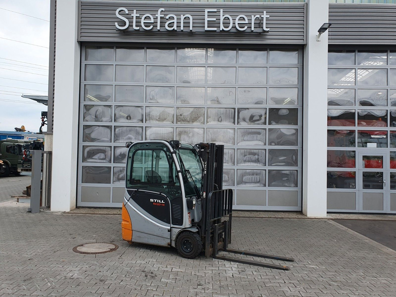 Still RX 20-14 / Triplex: 4,3m / nur 2.328h / SS - Carrello elevatore elettrico: foto 1 Still RX 20-14 / Triplex: 4,3m / nur 2.328h / SS - Carrello elevatore elettrico: foto 1