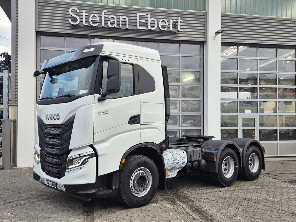 Iveco X-Way AS440X57TZ/P ON+ 6x4 Intarder Bett - Trattore stradale: foto 3 Iveco X-Way AS440X57TZ/P ON+ 6x4 Intarder Bett - Trattore stradale: foto 3