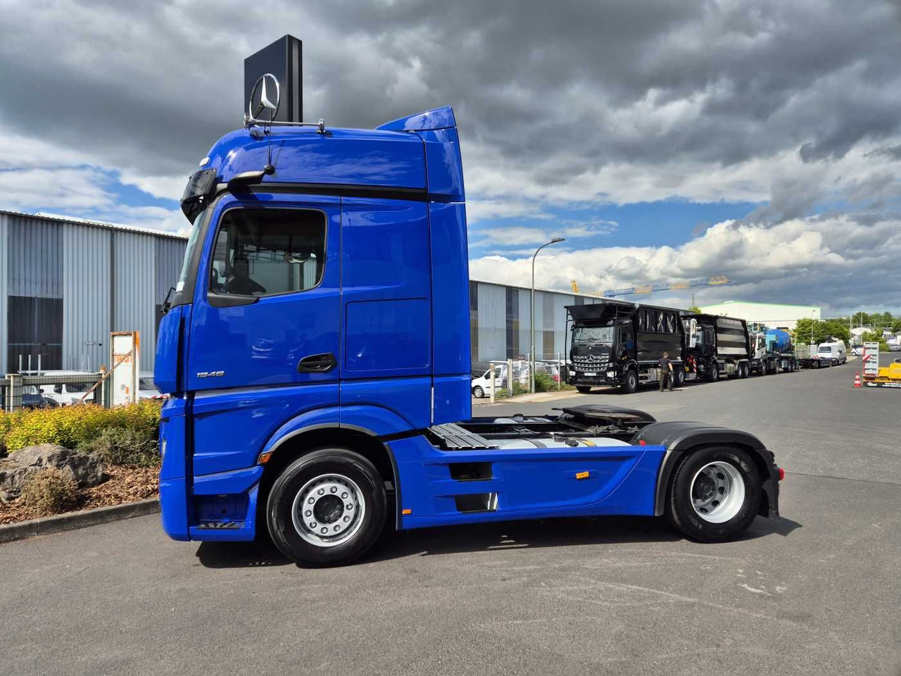 Mercedes-Benz Actros 1848 LS Retarder Standklima MirrorCam Big - Trattore stradale: foto 4 Mercedes-Benz Actros 1848 LS Retarder Standklima MirrorCam Big - Trattore stradale: foto 4