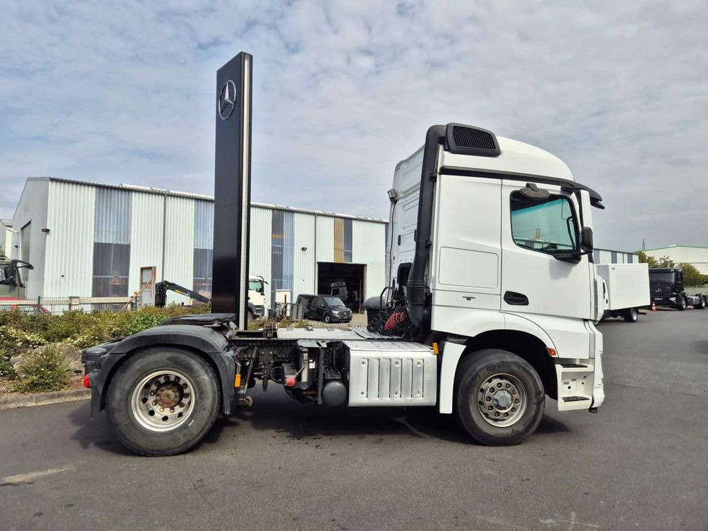 Mercedes-Benz Arocs 1845 LS 4x4 HAD Retarder Hydraulik Navi Mercedes-Benz Arocs 1845 LS 4x4 HAD Retarder Hydraulik Navi - Trattore stradale: foto 5 Mercedes-Benz Arocs 1845 LS 4x4 HAD Retarder Hydraulik Navi Mercedes-Benz Arocs 1845 LS 4x4 HAD Retarder Hydraulik Navi - Trattore stradale: foto 5