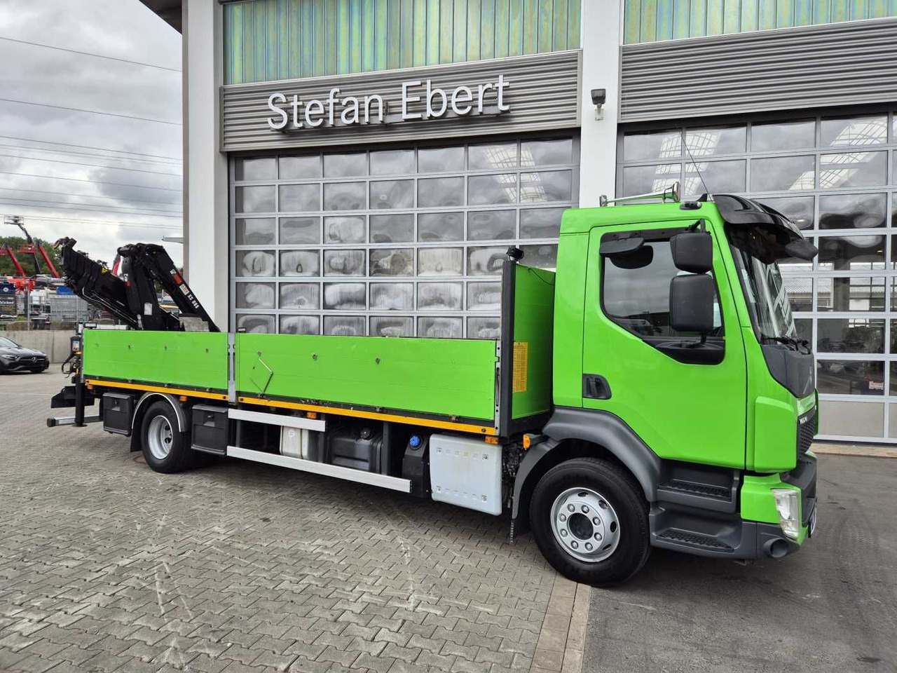 Volvo FL 42 R Kran Hiab XS 088 Funk bis 14 m! Kamera - Camion con gru: foto 5 Volvo FL 42 R Kran Hiab XS 088 Funk bis 14 m! Kamera - Camion con gru: foto 5