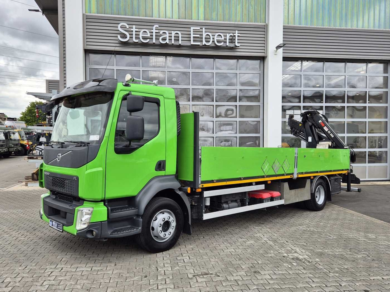 Volvo FL 42 R Kran Hiab XS 088 Funk bis 14 m! Kamera - Camion con gru: foto 4 Volvo FL 42 R Kran Hiab XS 088 Funk bis 14 m! Kamera - Camion con gru: foto 4
