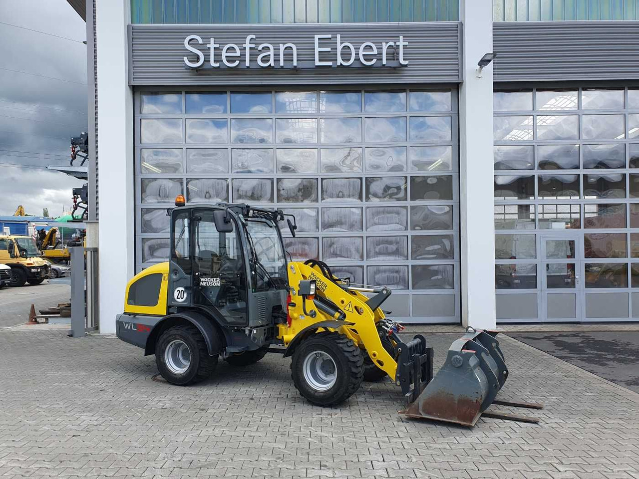 Wacker WL34 (RL40) / Schaufel + Gabel / nur 743h / 62PS - Pala gommata: foto 1 Wacker WL34 (RL40) / Schaufel + Gabel / nur 743h / 62PS - Pala gommata: foto 1