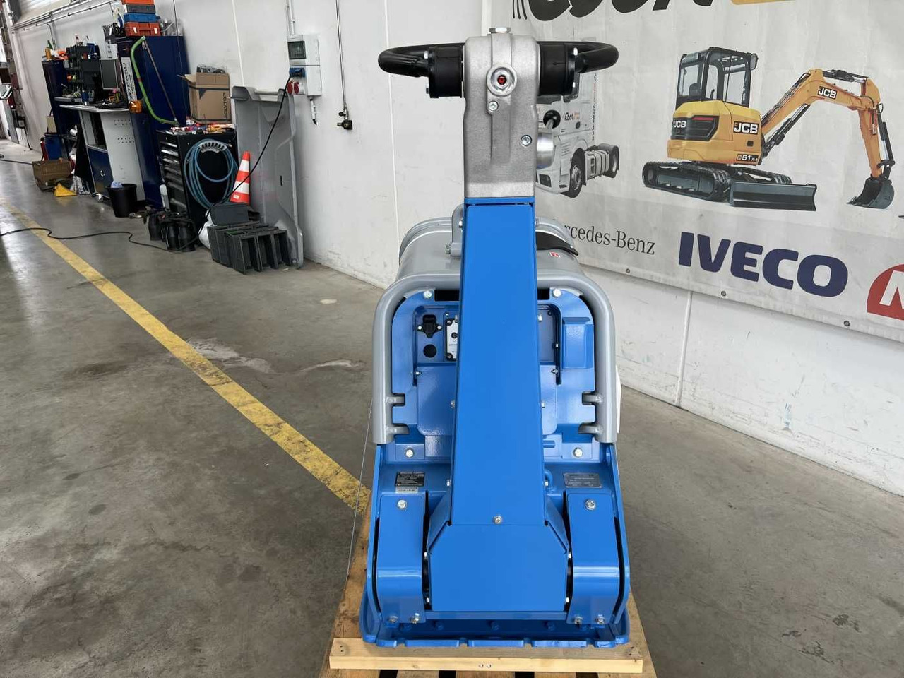 Weber CR 8 MDM Hatz-Diesel / 601kg / DEMO / 2022 - Piastra vibrante: foto 5 Weber CR 8 MDM Hatz-Diesel / 601kg / DEMO / 2022 - Piastra vibrante: foto 5