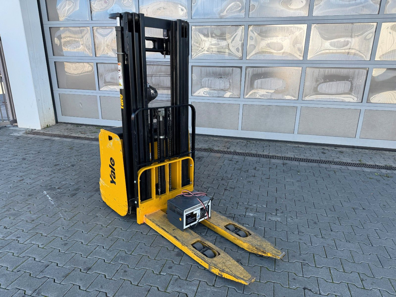 Yale MS 12 AC / Triplex: 4m! / nur 180h! / 2014 - Stoccatore: foto 3 Yale MS 12 AC / Triplex: 4m! / nur 180h! / 2014 - Stoccatore: foto 3
