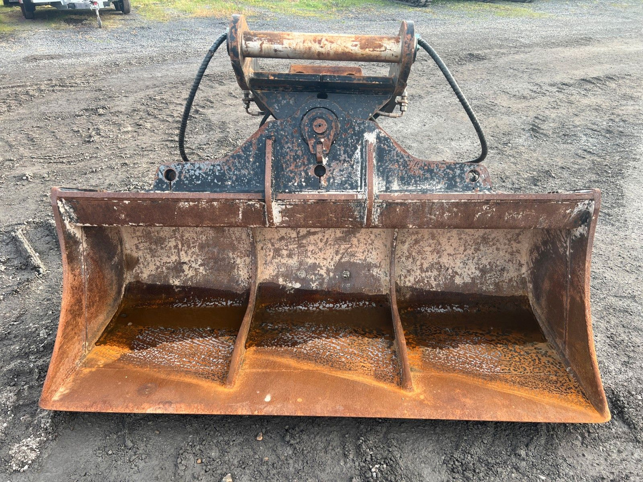 ZFE hydraulischer Grabenräumlöffel / MS21 / 2021 - Benna per escavatore: foto 2 ZFE hydraulischer Grabenräumlöffel / MS21 / 2021 - Benna per escavatore: foto 2