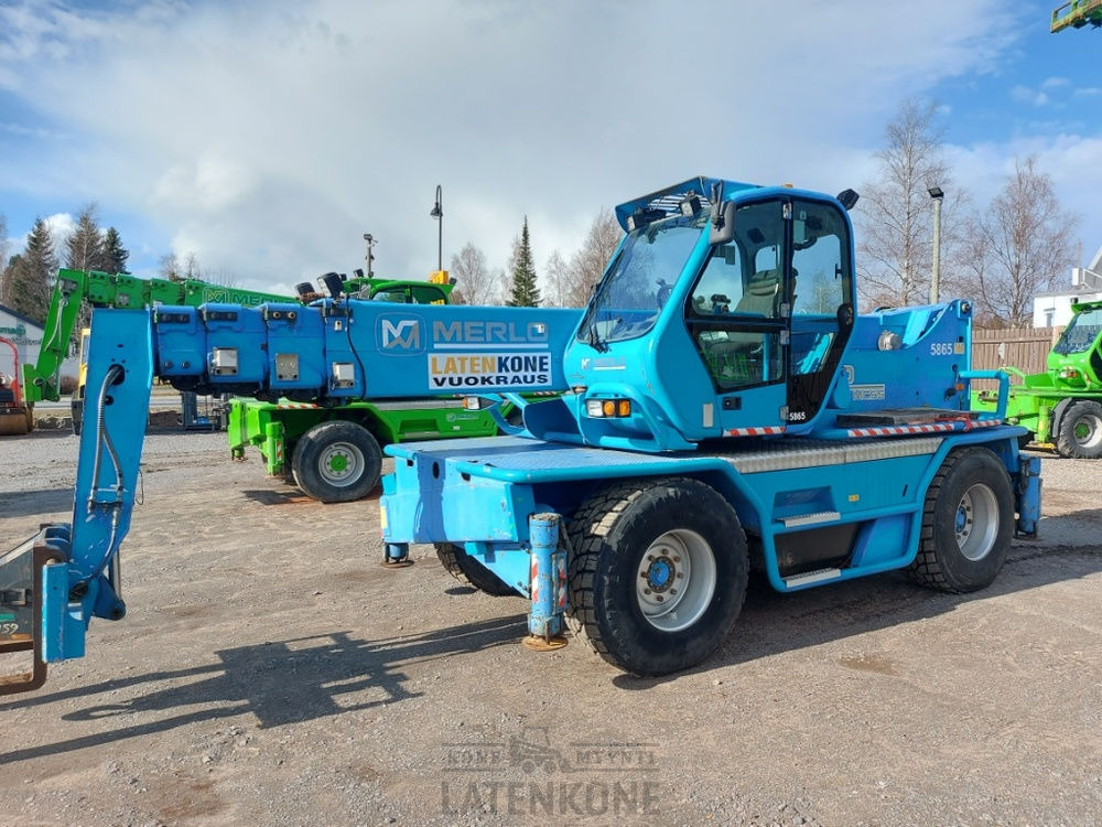 Sollevatore telescopico Merlo Roto 40.25MCSS with basket and jib: foto 12