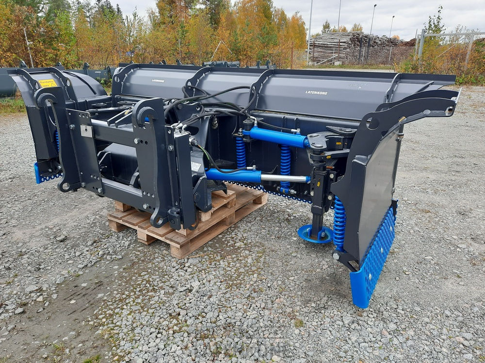 Volvo U-aura 480-320 HW - Lama neve: foto 1 Volvo U-aura 480-320 HW - Lama neve: foto 1
