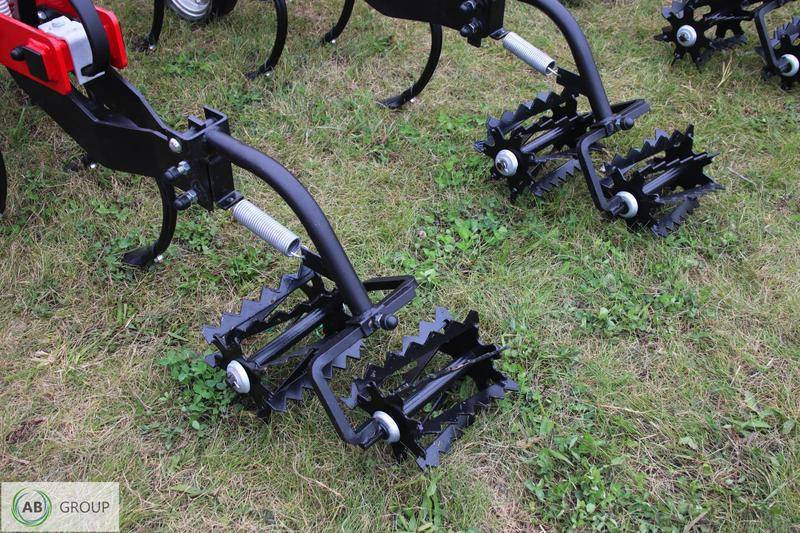 Awemak DRAGON TP 9 hydraulic folding inter-row cultivator - Macchina per la lavorazione del terreno: foto 2 Awemak DRAGON TP 9 hydraulic folding inter-row cultivator - Macchina per la lavorazione del terreno: foto 2