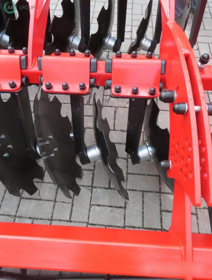Awemak hydraulic folding disc harrow Ozyrys BTH40, 4 m - Erpice a dischi: foto 4 Awemak hydraulic folding disc harrow Ozyrys BTH40, 4 m - Erpice a dischi: foto 4
