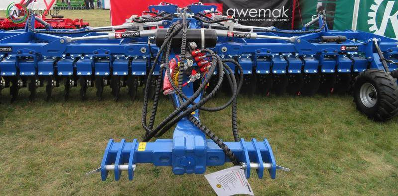 Awemak hydraulically folding heavy disc harrow Goliath CBTHD60, 6 m - Erpice a dischi: foto 4 Awemak hydraulically folding heavy disc harrow Goliath CBTHD60, 6 m - Erpice a dischi: foto 4