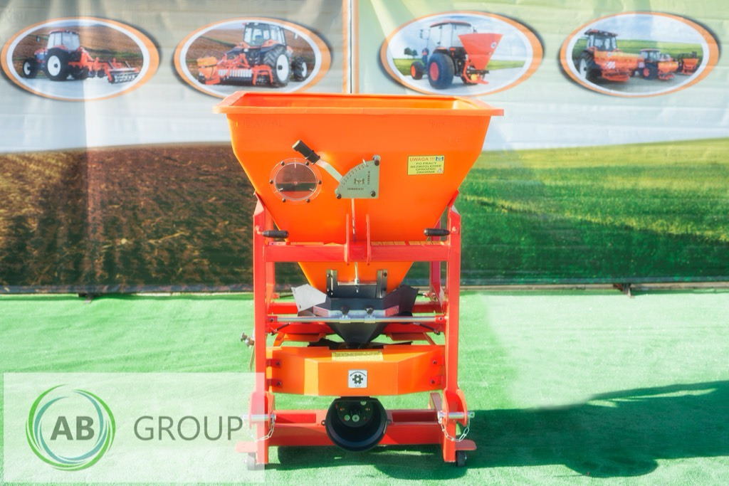 Dexwal spreader Tajfun 600 H + NH - Spandiconcime: foto 1 Dexwal spreader Tajfun 600 H + NH - Spandiconcime: foto 1