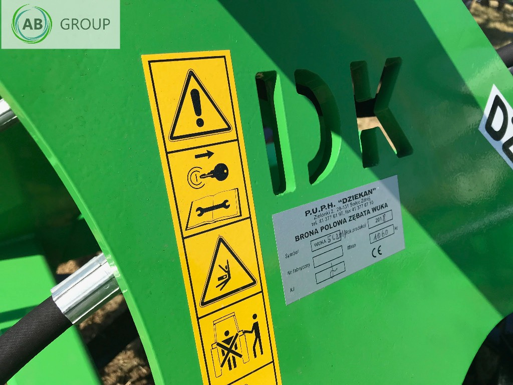 Dziekan hydraulic folding meadow harrow WUKA 5m 5C20H - Erpice a catena: foto 2 Dziekan hydraulic folding meadow harrow WUKA 5m 5C20H - Erpice a catena: foto 2