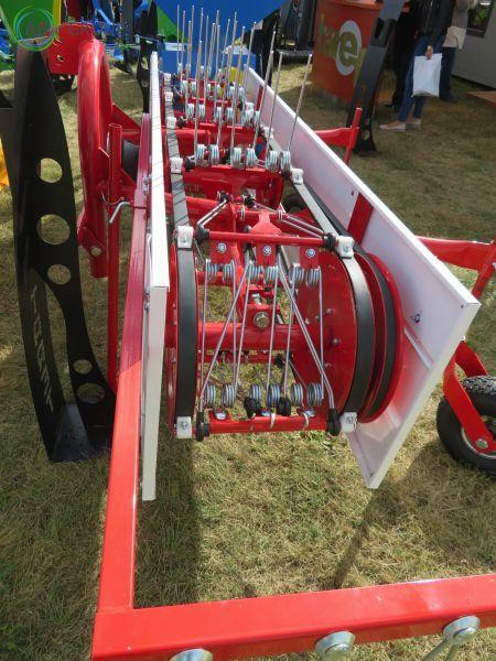 Taret belt rake Z296 - Voltafieno: foto 5 Taret belt rake Z296 - Voltafieno: foto 5