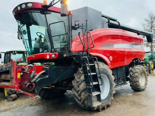 Case IH AFX8010 - Mietitrebbia: foto 1 Case IH AFX8010 - Mietitrebbia: foto 1
