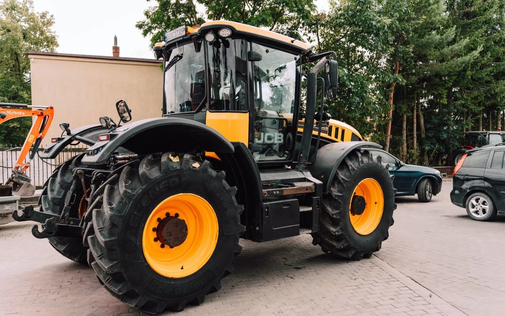 JCB Fastrac 4220 - Trattore: foto 4 JCB Fastrac 4220 - Trattore: foto 4