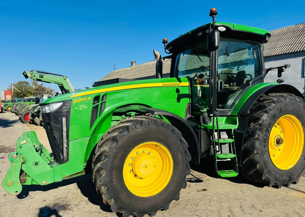John Deere 8260R - Trattore: foto 2 John Deere 8260R - Trattore: foto 2