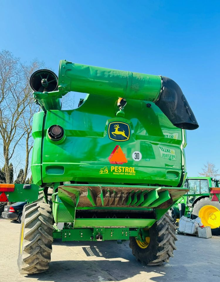 John Deere S660i - Mietitrebbia: foto 4 John Deere S660i - Mietitrebbia: foto 4