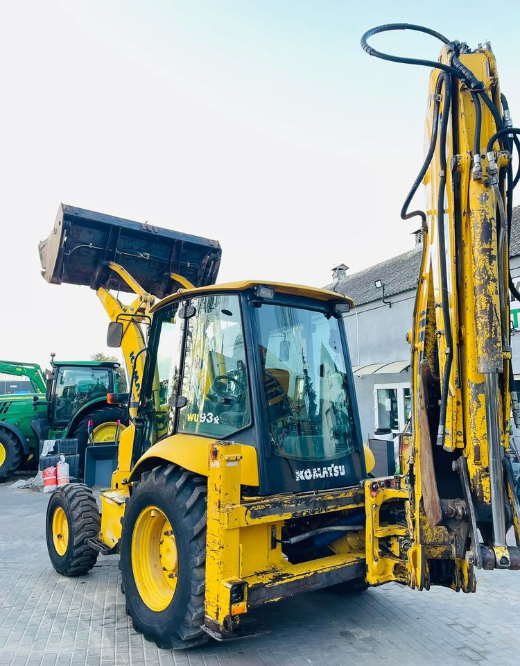 Komatsu WB93R - Terna: foto 5 Komatsu WB93R - Terna: foto 5