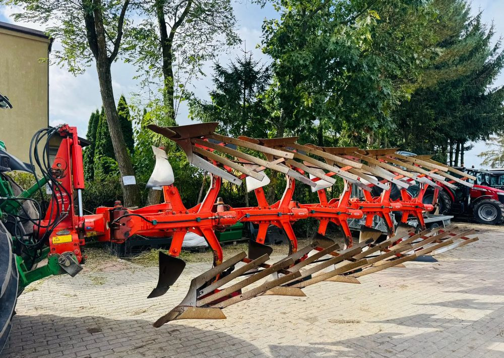 Kuhn Vari Master 151 - Aratro: foto 1 Kuhn Vari Master 151 - Aratro: foto 1
