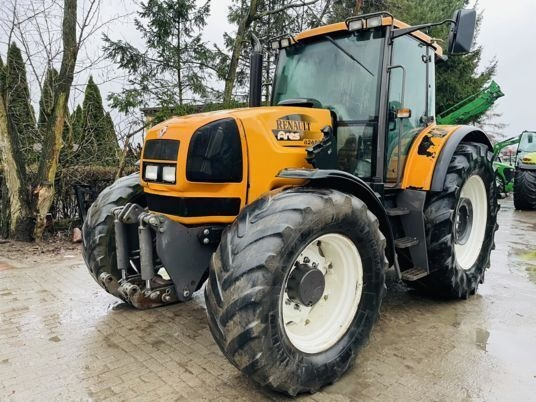 Renault ARES 826 RZ - Trattore: foto 1 Renault ARES 826 RZ - Trattore: foto 1