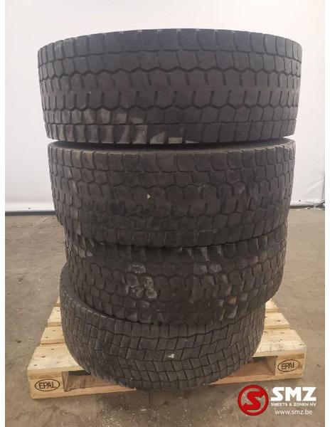 Bridgestone Occ Band 315/70r22.5 Bridgestone - Pneumatico per Camion: foto 2 Bridgestone Occ Band 315/70r22.5 Bridgestone - Pneumatico per Camion: foto 2