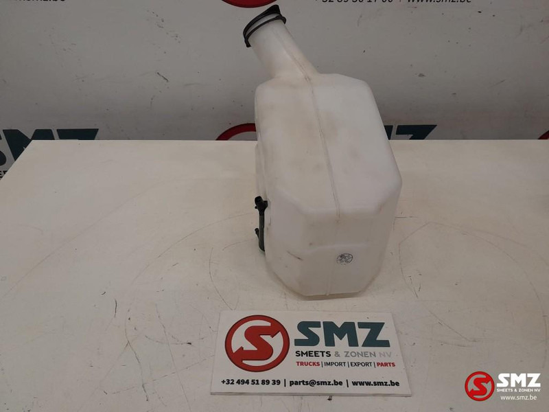 Caterpillar Window washer tank Caterpillar - Tergicristallo per Mezzo di movimentazione: foto 4 Caterpillar Window washer tank Caterpillar - Tergicristallo per Mezzo di movimentazione: foto 4