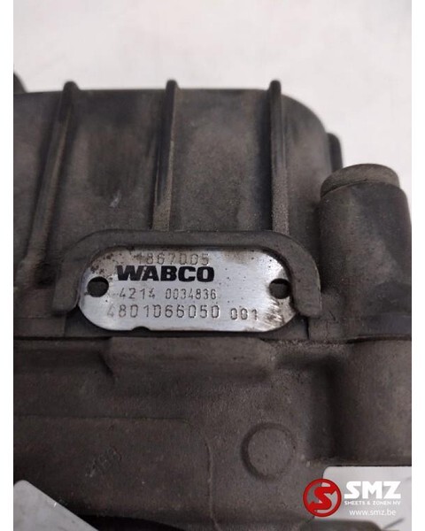 DAF Occ Abs modulator vooras DAF XF106 - Valvola freno per Camion: foto 3 DAF Occ Abs modulator vooras DAF XF106 - Valvola freno per Camion: foto 3