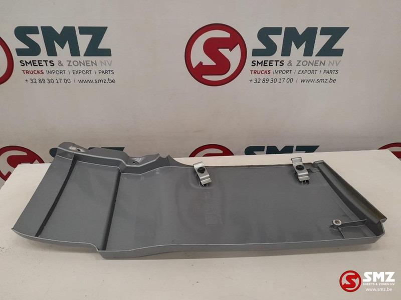 DAF Occ cabinezijspoiler linksboven DAF - Aero kit/ Spoiler per Camion: foto 4 DAF Occ cabinezijspoiler linksboven DAF - Aero kit/ Spoiler per Camion: foto 4
