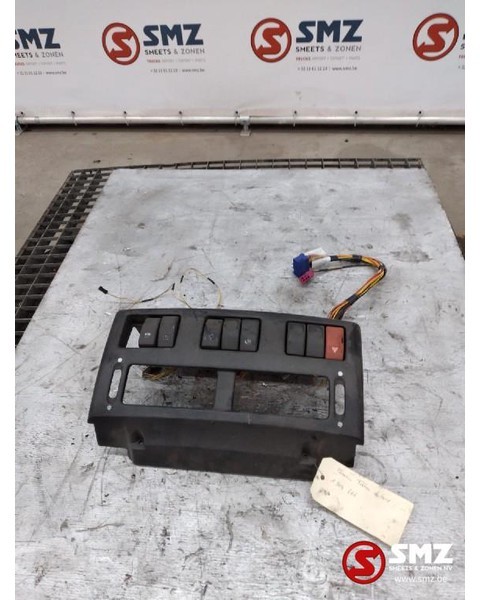 DAF Occ dashboard paneel DAF XF105 - Cruscotto per Camion: foto 1 DAF Occ dashboard paneel DAF XF105 - Cruscotto per Camion: foto 1