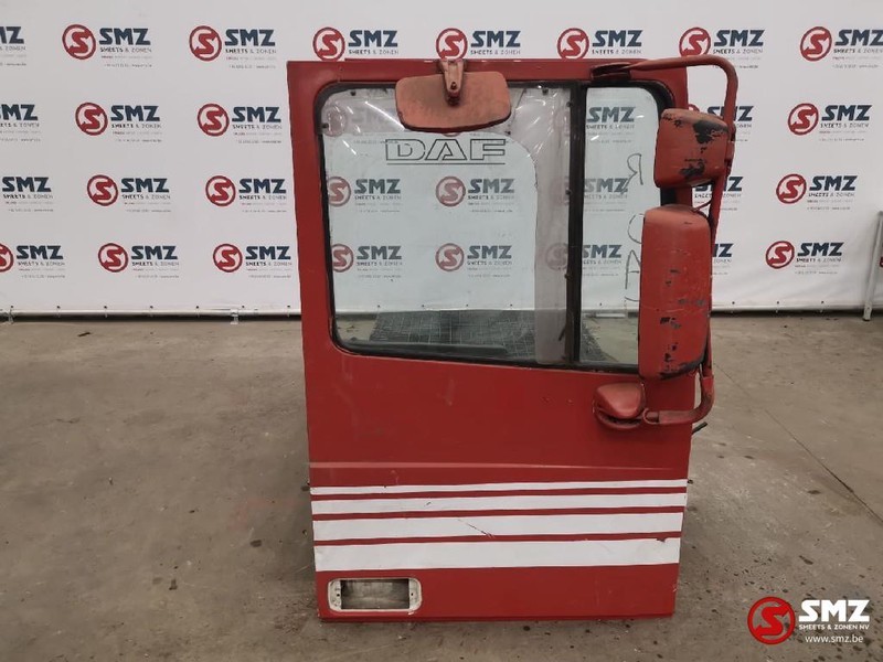 DAF Occ deur rechts daf xf - Porta e ricambi per Camion: foto 1 DAF Occ deur rechts daf xf - Porta e ricambi per Camion: foto 1