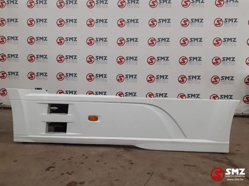 DAF Occ side skirt links DAF - Telaio per Camion: foto 1 DAF Occ side skirt links DAF - Telaio per Camion: foto 1