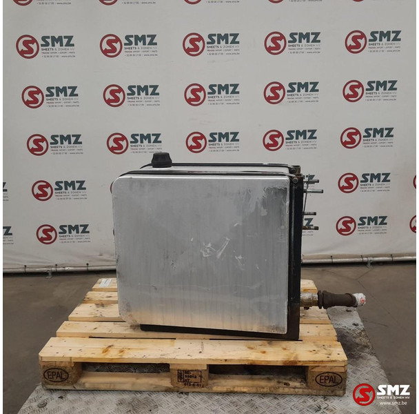 Diversen Occ hydraulische tank 200L - Serbatoio idraulico per Camion: foto 4 Diversen Occ hydraulische tank 200L - Serbatoio idraulico per Camion: foto 4