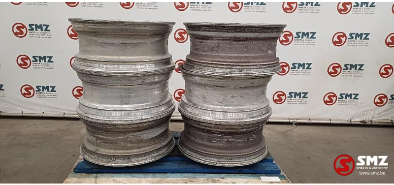 Diversen Occ set van 6 22.5x9.00 Alcoa velgen - Cerchione per Camion: foto 2 Diversen Occ set van 6 22.5x9.00 Alcoa velgen - Cerchione per Camion: foto 2