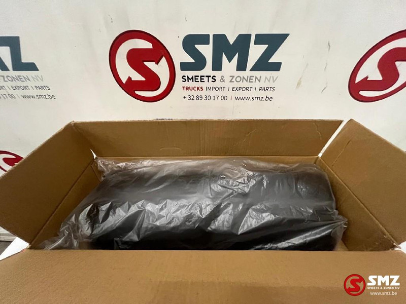 Iveco Afdekkap spiegel rechts - Specchio retrovisore per Camion: foto 4 Iveco Afdekkap spiegel rechts - Specchio retrovisore per Camion: foto 4