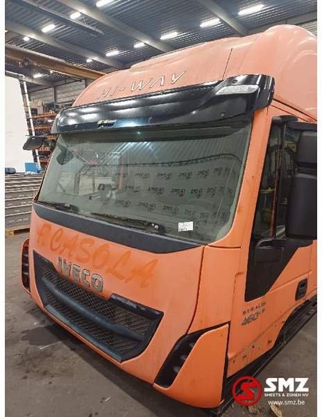 Iveco Occ cabine compleet Hi Way Stralis Iveco - Cabina e interni per Camion: foto 1 Iveco Occ cabine compleet Hi Way Stralis Iveco - Cabina e interni per Camion: foto 1