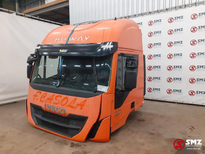 Iveco Occ cabine compleet Iveco Stralis HI Way euro 6 - Cabina e interni per Camion: foto 4 Iveco Occ cabine compleet Iveco Stralis HI Way euro 6 - Cabina e interni per Camion: foto 4