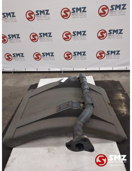 Iveco Occ spatbord rechts Iveco 41002409 - Carrozzeria ed esterni per Camion: foto 2 Iveco Occ spatbord rechts Iveco 41002409 - Carrozzeria ed esterni per Camion: foto 2