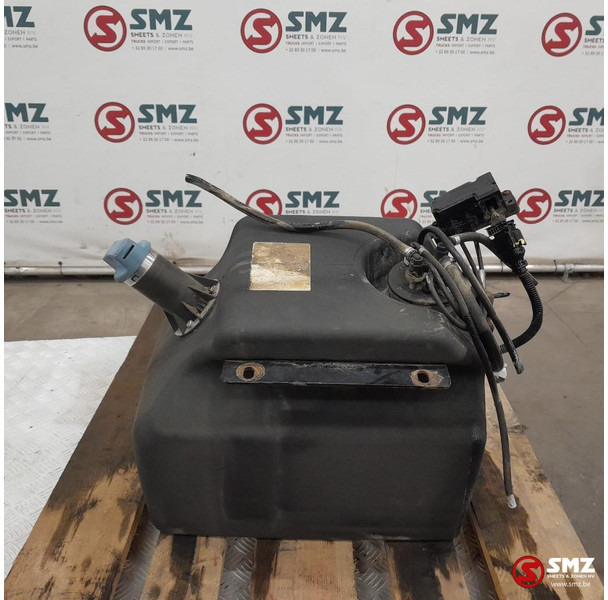 MAN Occ AdBluetank 35L + AdBlueniveausensor MAN - Sistema di alimentazione per Camion: foto 1 MAN Occ AdBluetank 35L + AdBlueniveausensor MAN - Sistema di alimentazione per Camion: foto 1